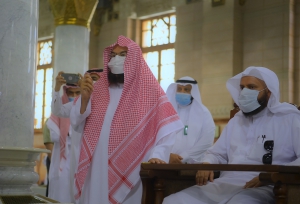 الرئيس العام يزور كلية ومعهد المسجد النبوي ويطلع على المنظومة التعليمية للعام الدراسي الجديد