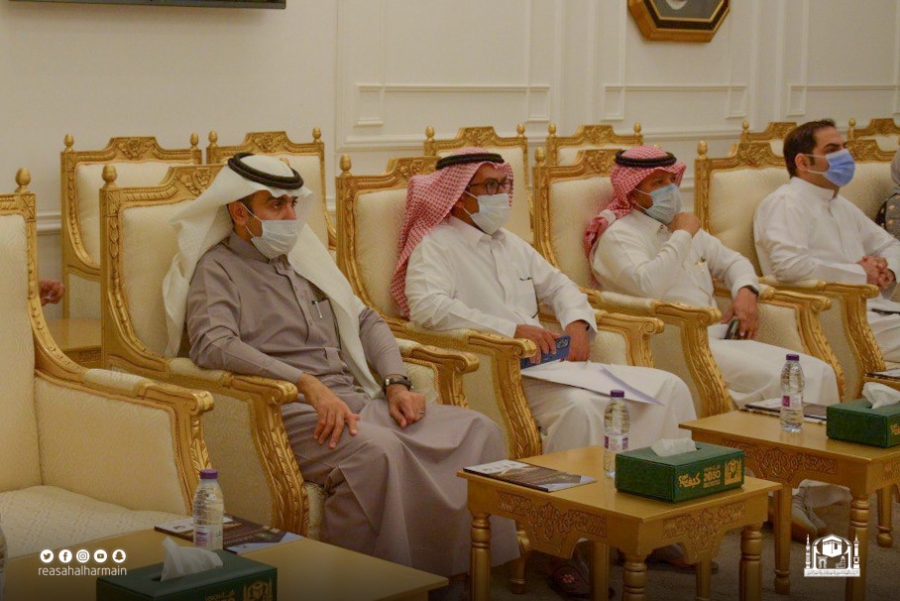 جمعية الرحالة السعودية في زيارة لمجمع كسوة الكعبة