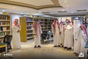 مكتبة الحرم المكي الشريف تستقبل فريق سفراء الكتاب التطوعي